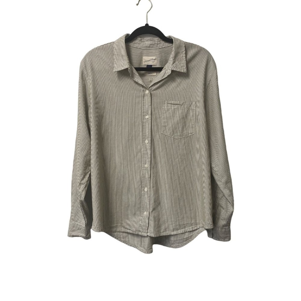UNIVERSAL THREAD STRIPED SHIRT BUTTON DOWN LONG SLEEVE WOMEN’S LARGE CLASSIC FIT